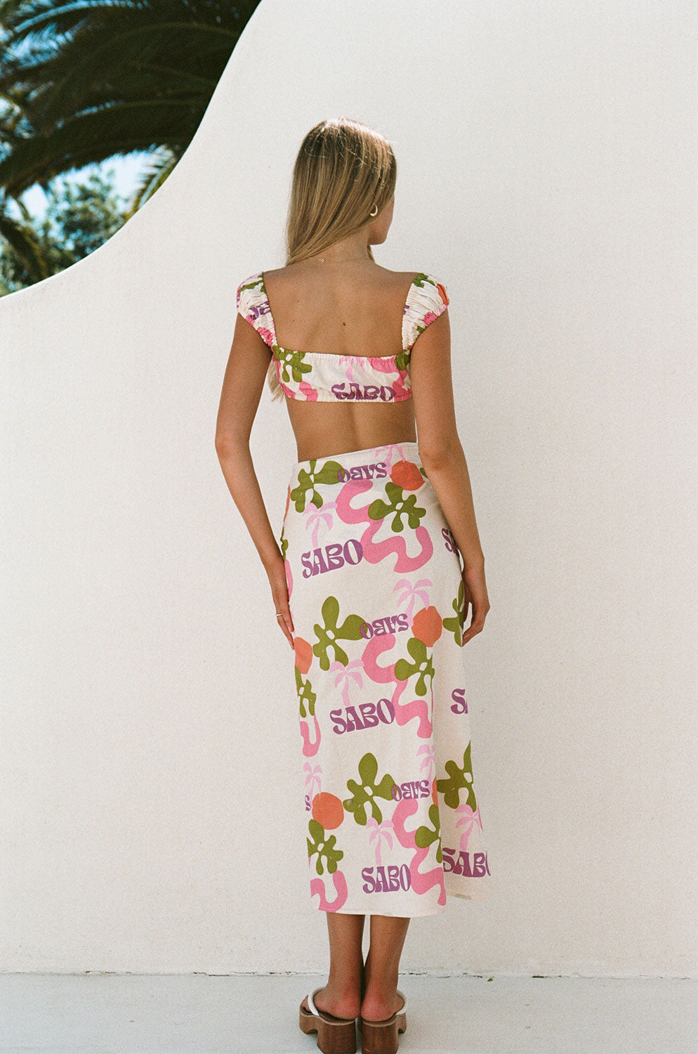 Aaliyah Tropical Print High - Waisted Midi Skirt for Vacation