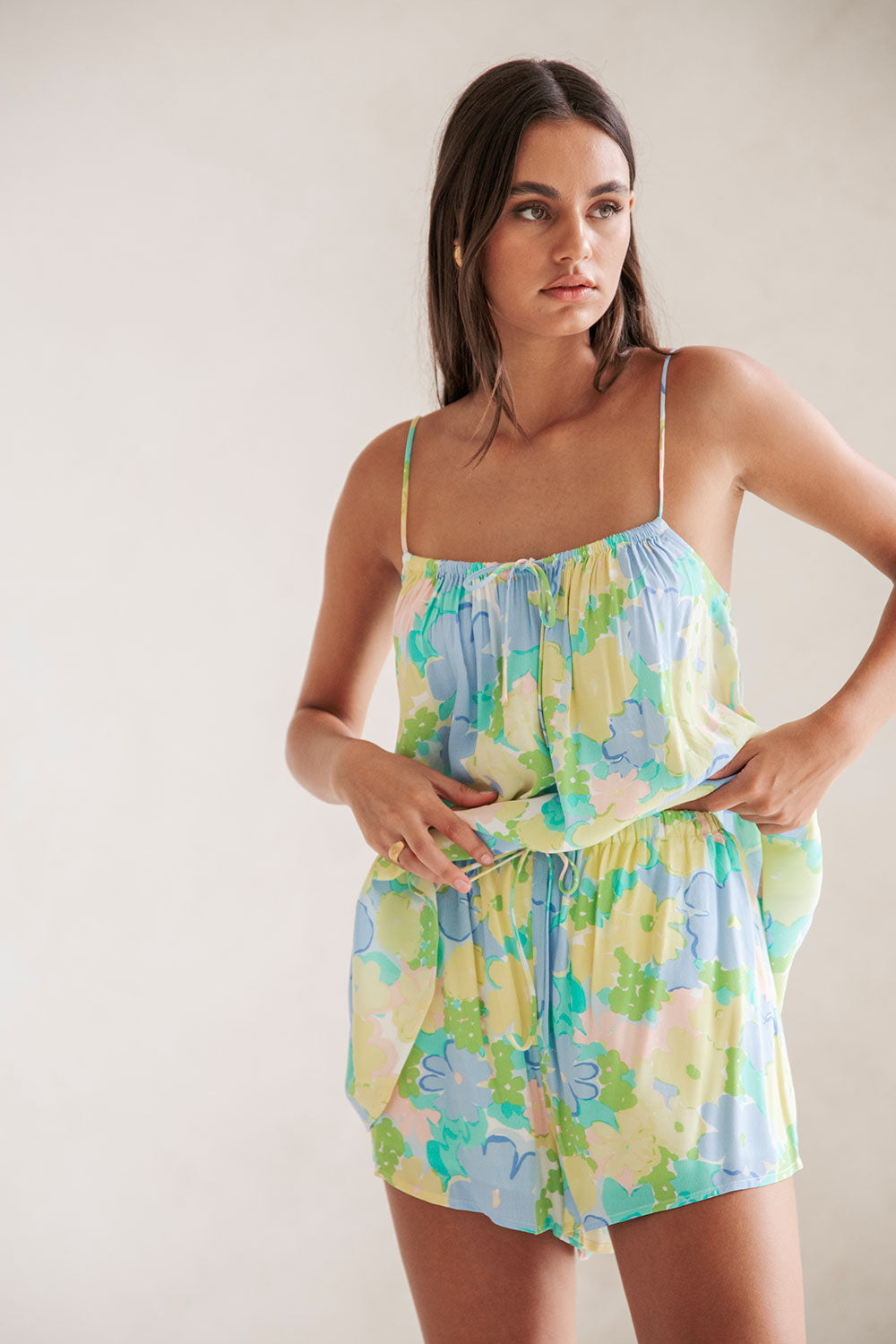 Exquisite Floral Jetta Shorts - A Dreamy Fashion Statement