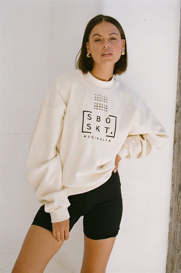 Unique Raffy Sweater - One - of - a - Kind Sample for Your Wardrobe
