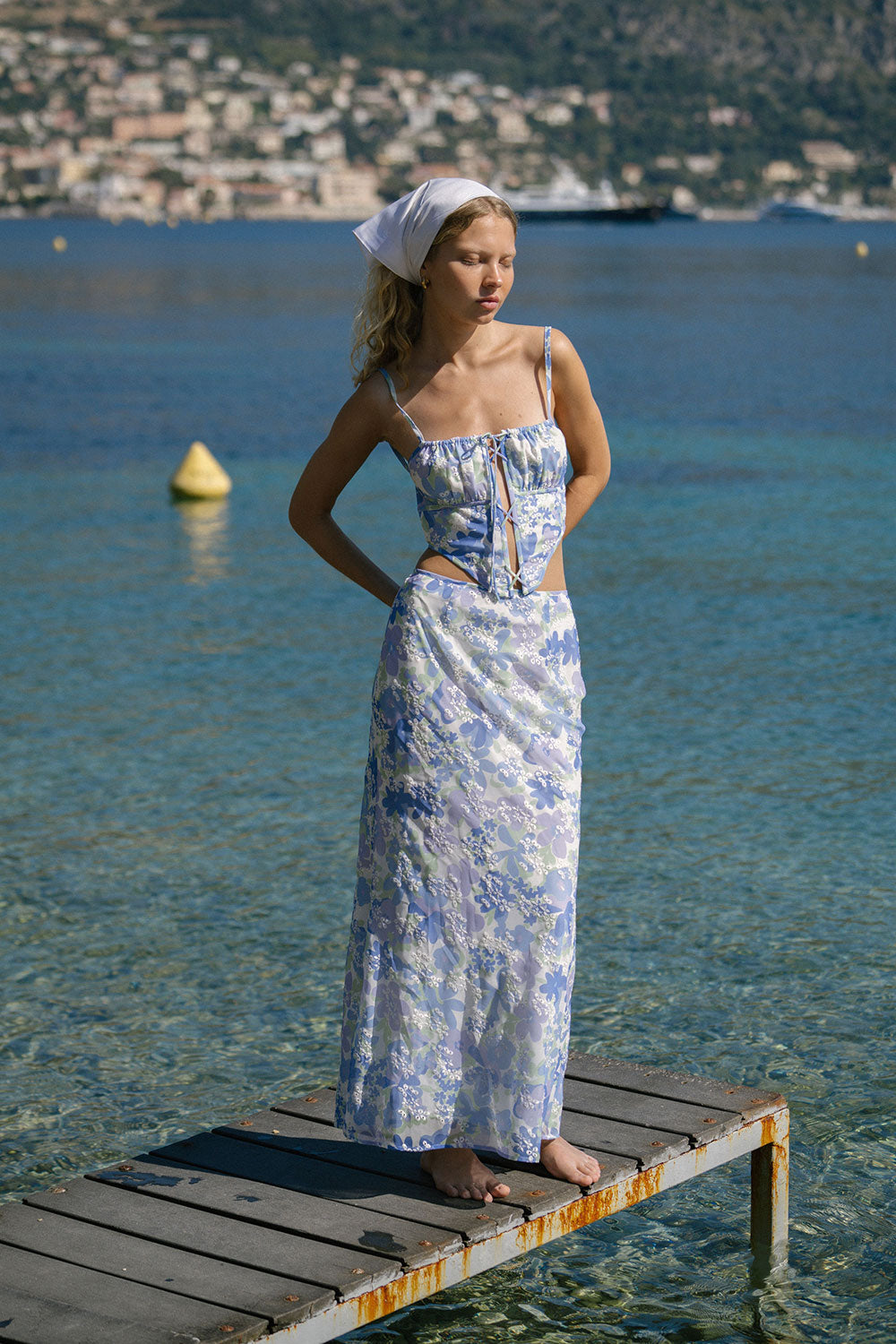 Exquisite Juniper Floral Robyn Midi Skirt with Flare Fit