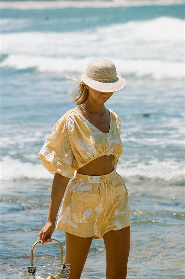 Stylish Women's Alita Summer Top with Leafy Print