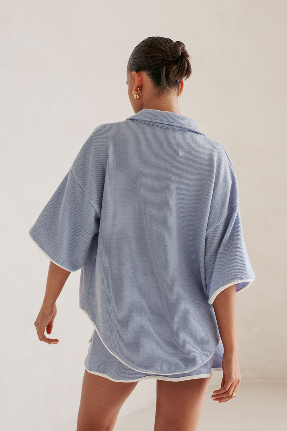 Stylish Blue Ribbed Nari Top for Vacation with Bikinis