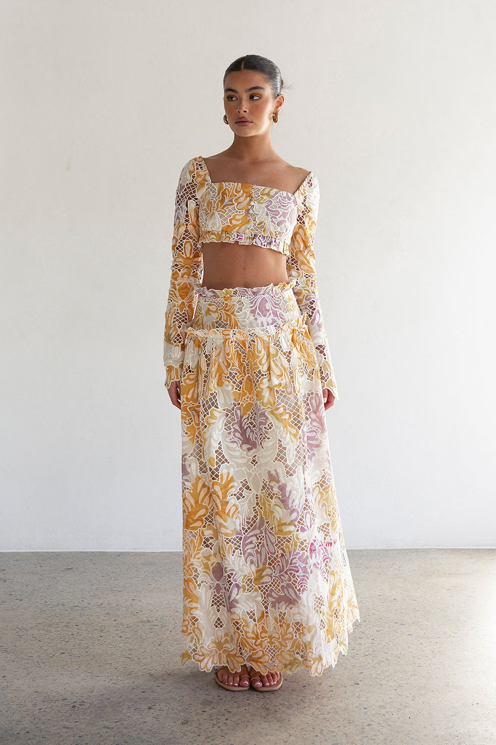 Floral Mellow Chelsea Top - A Stylish Empowering Choice