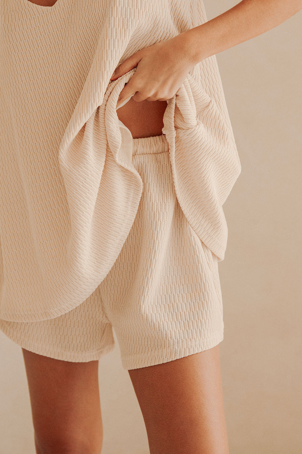 Sabo-Exclusive Sandy-Hued High-Waisted Elastic Drawstring Boston Shorts