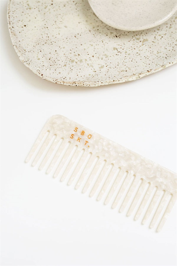 SBO SKT Ivory and Cream Shell Comb with Gold Detailing
