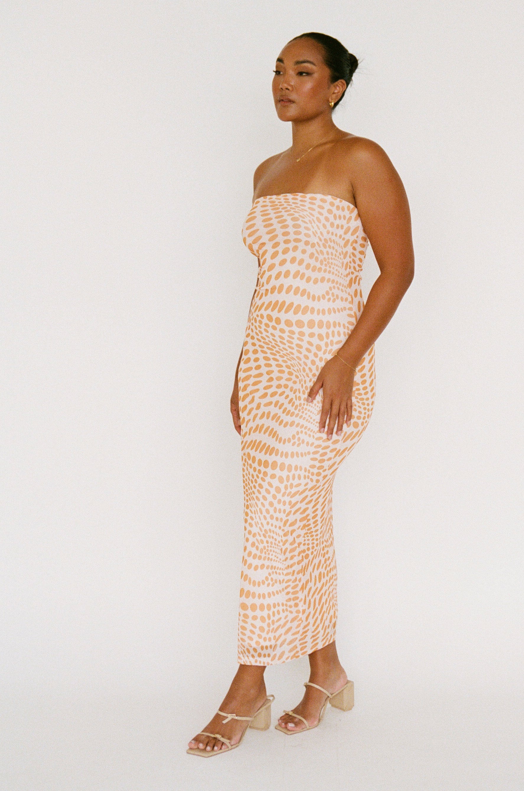 Unique Mikai Black Midi Dress with Faint Mark