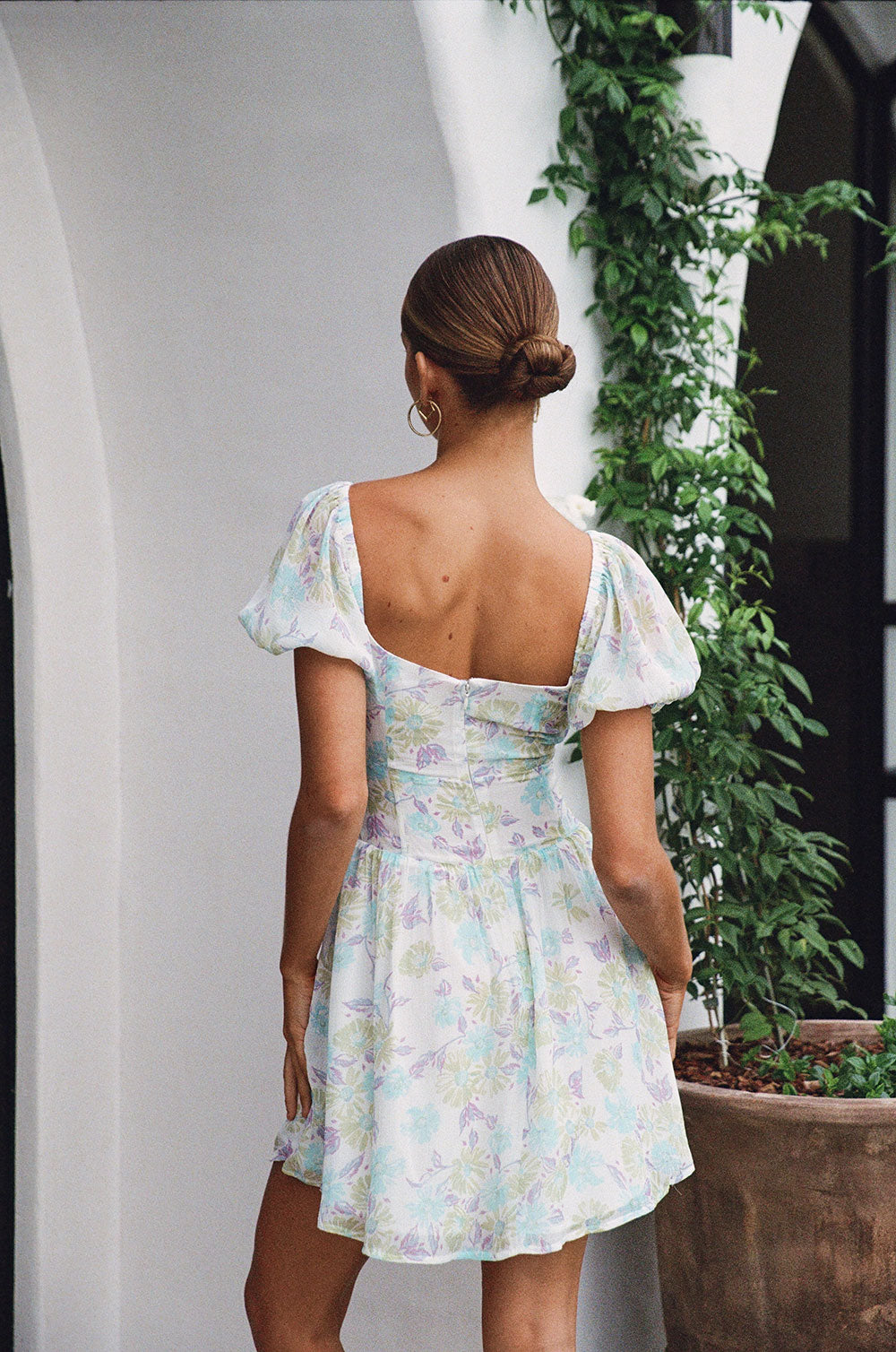 Elora Women's Vacation Dress with Exclusive Blue Daisy Print