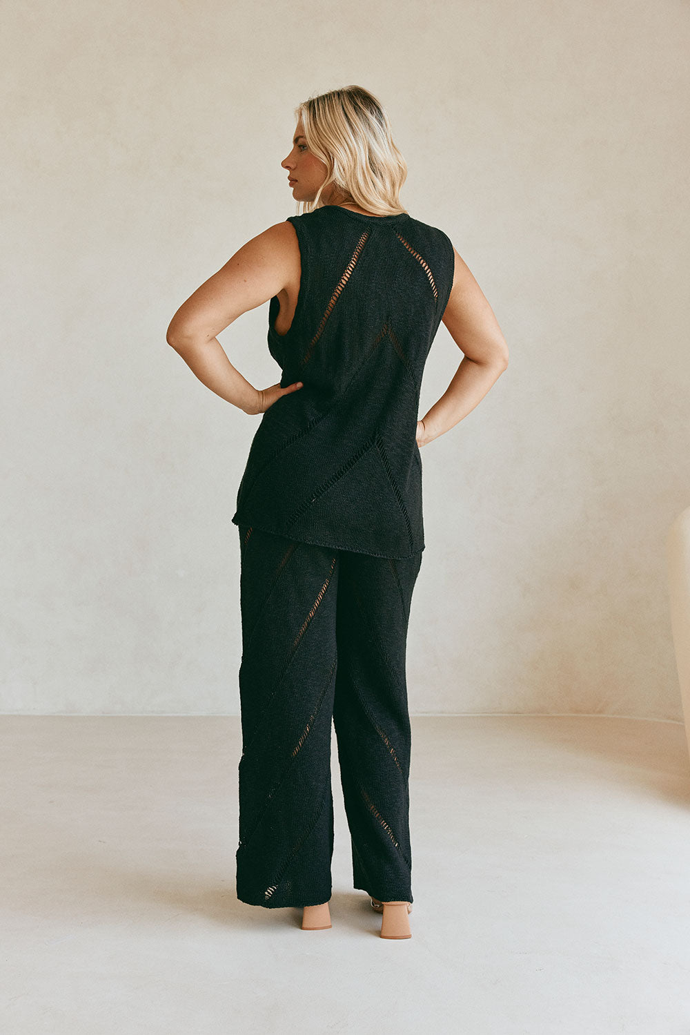 Exclusive Black Josiah Women's Top - One - of - a - Kind Sample
