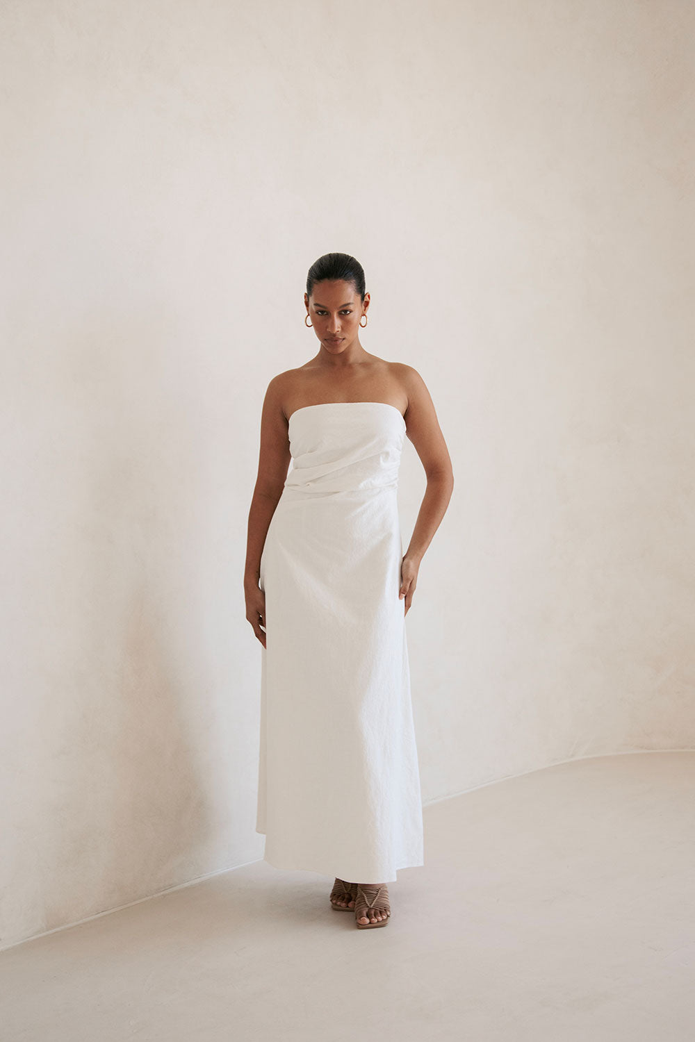 Unique White Estella Sample Dress - Perfect Size S