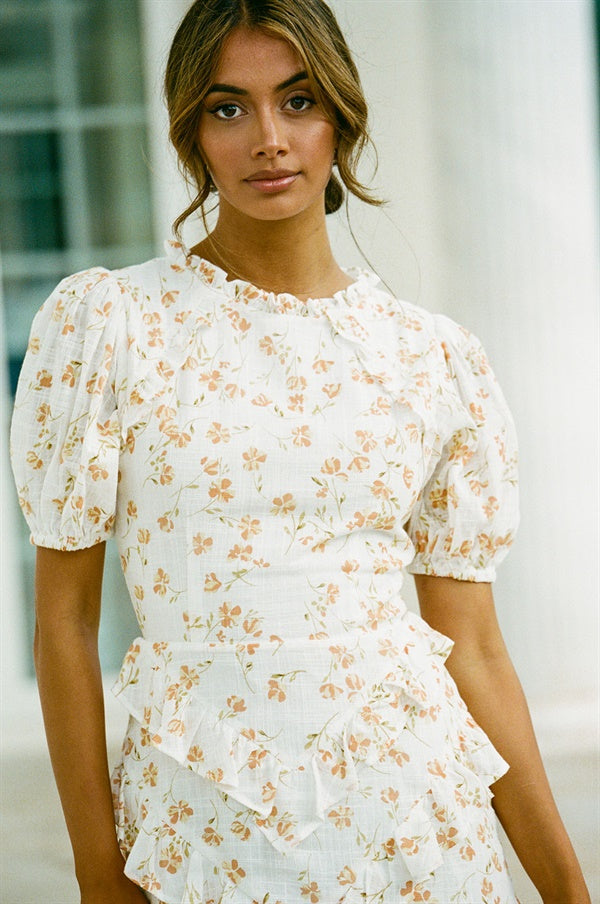 Exclusive Petite Gisele Dress with Spring Buttercup Floral Print