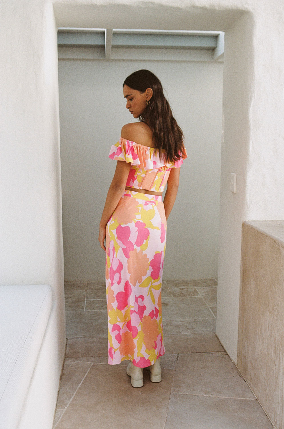 Stylish Rhylee Nectar Floral Textured Crepe Midi Skirt