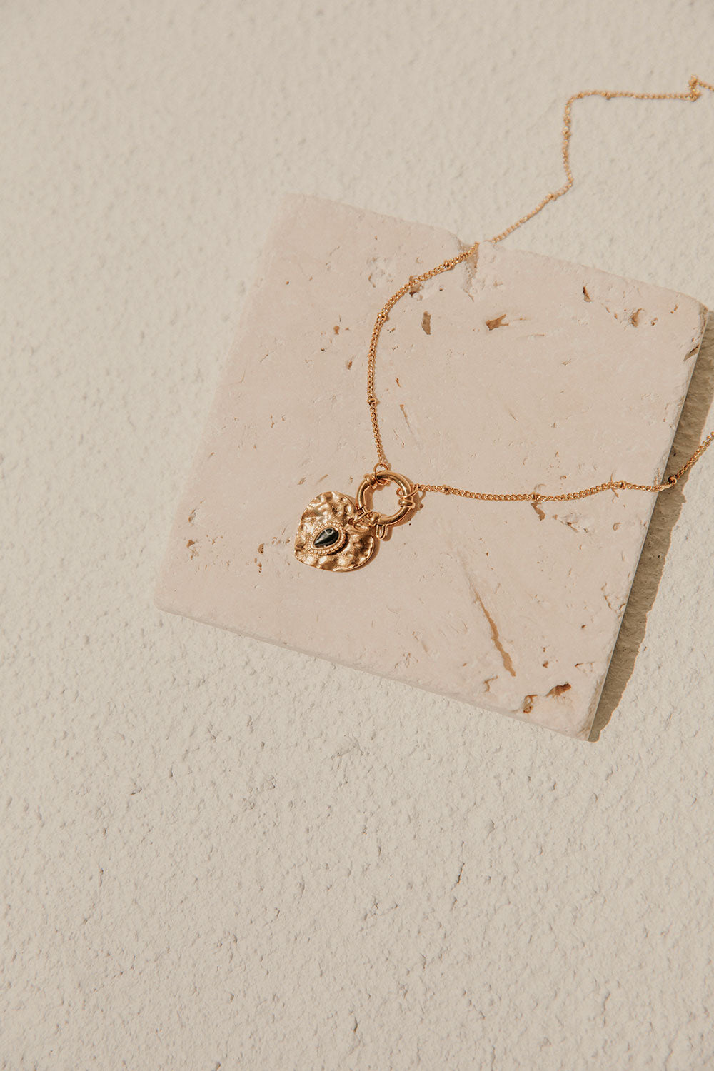 Exquisite Vintage-Style Lovelock Gold-Toned Necklace
