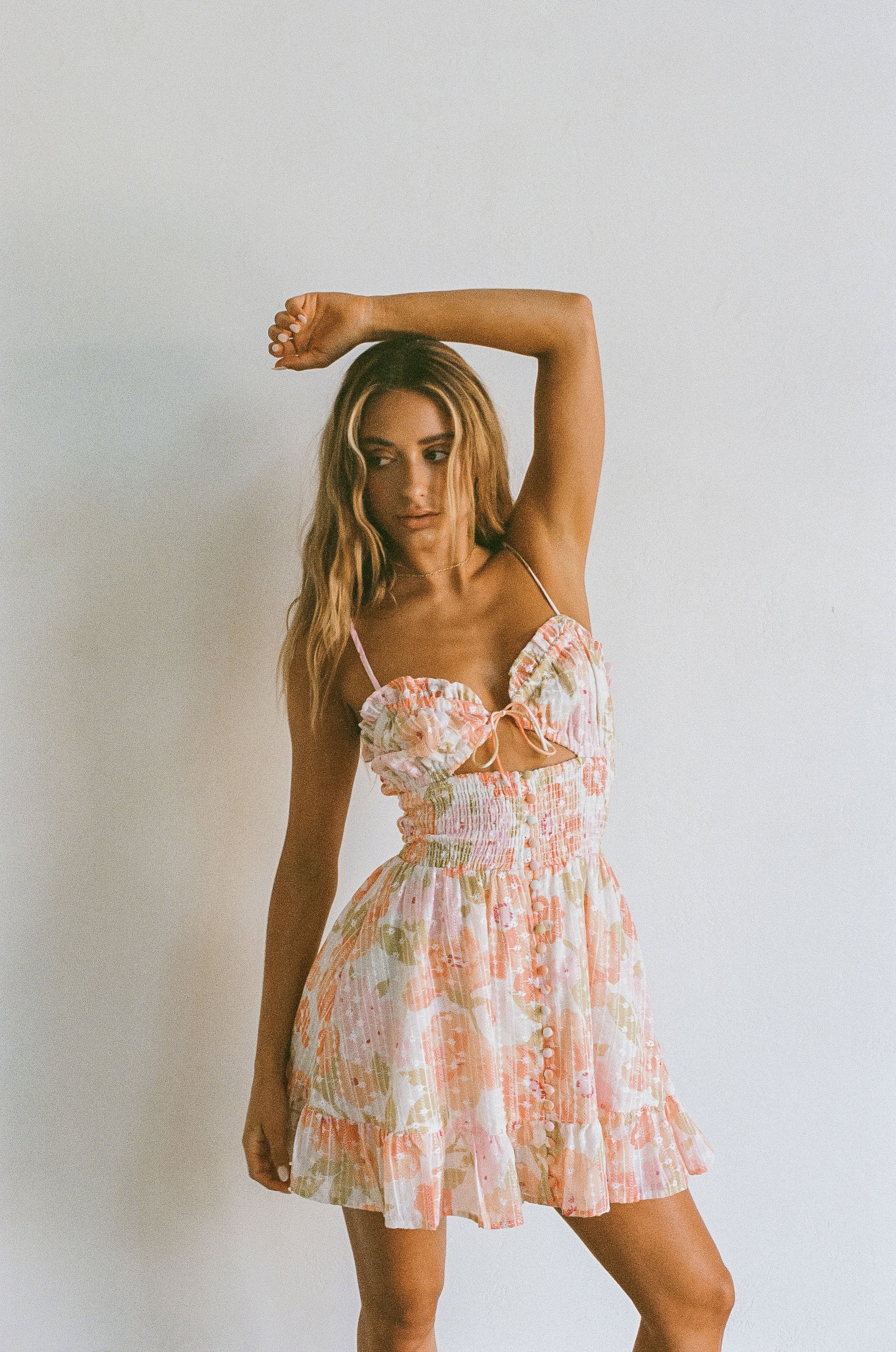 Exquisite Karolina Shirred Women's Dress with Anemone Floral Print
