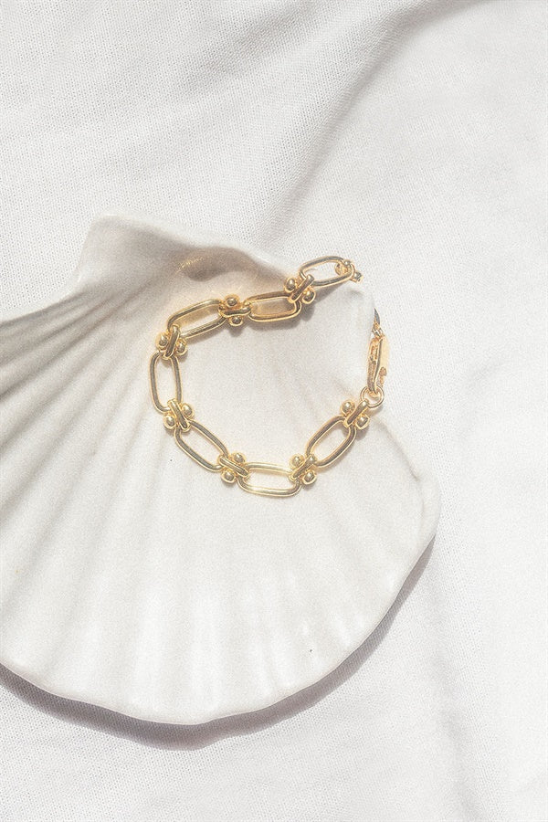 Stylish Gold-Toned Cel Oval Link Bracelet with Clasp for Stacking