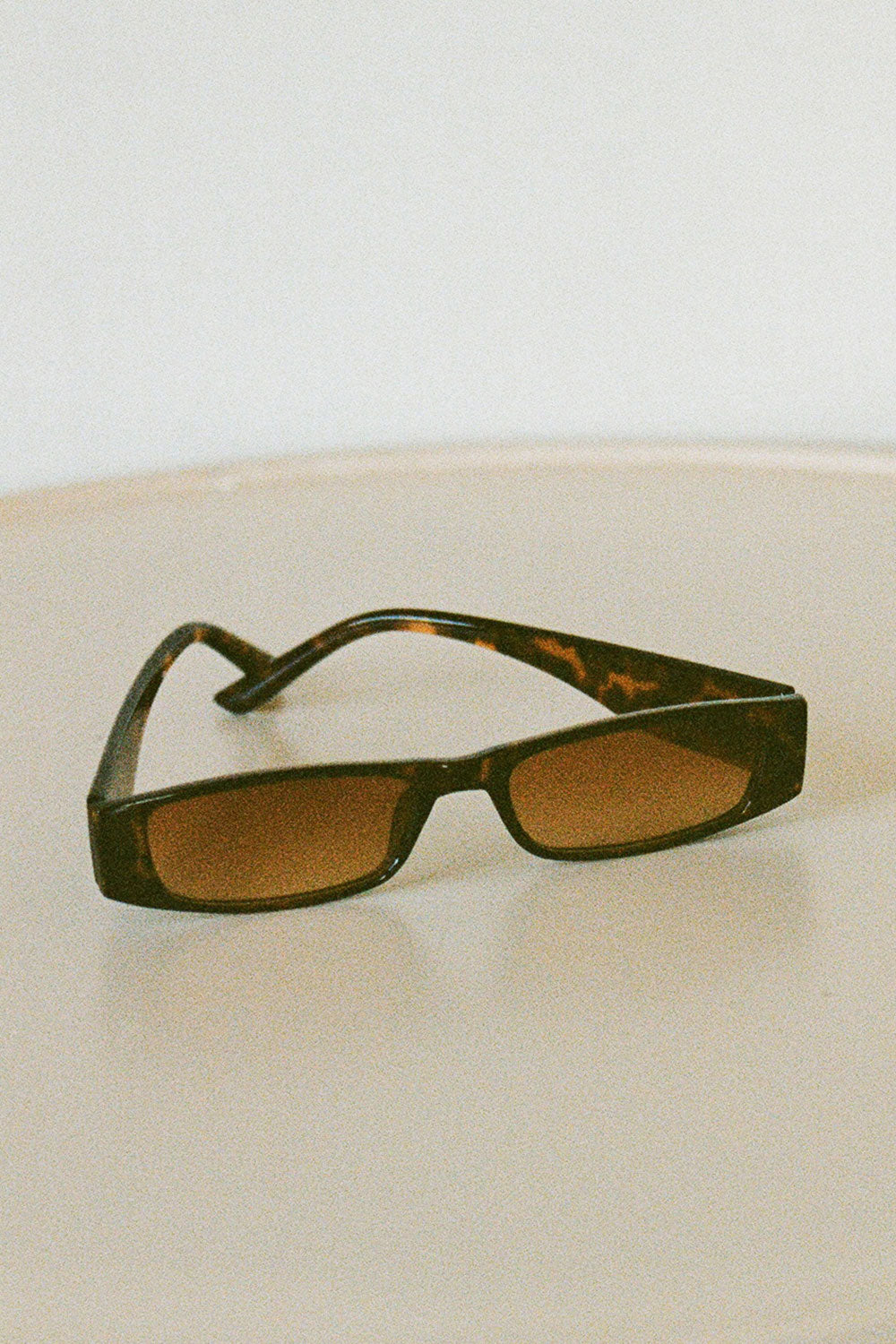 Stylish Tarla Fashion Sunglasses with Faux Tortoise Frames
