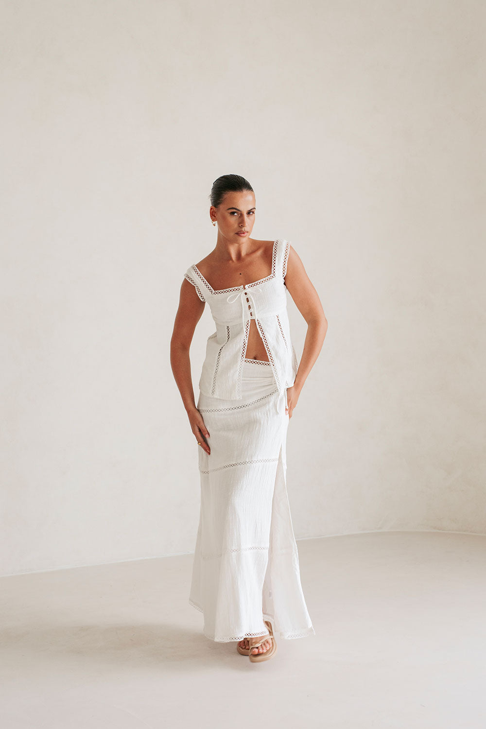 High - Quality Natural Cotton White Zia Skirt for Sunset to Dinner