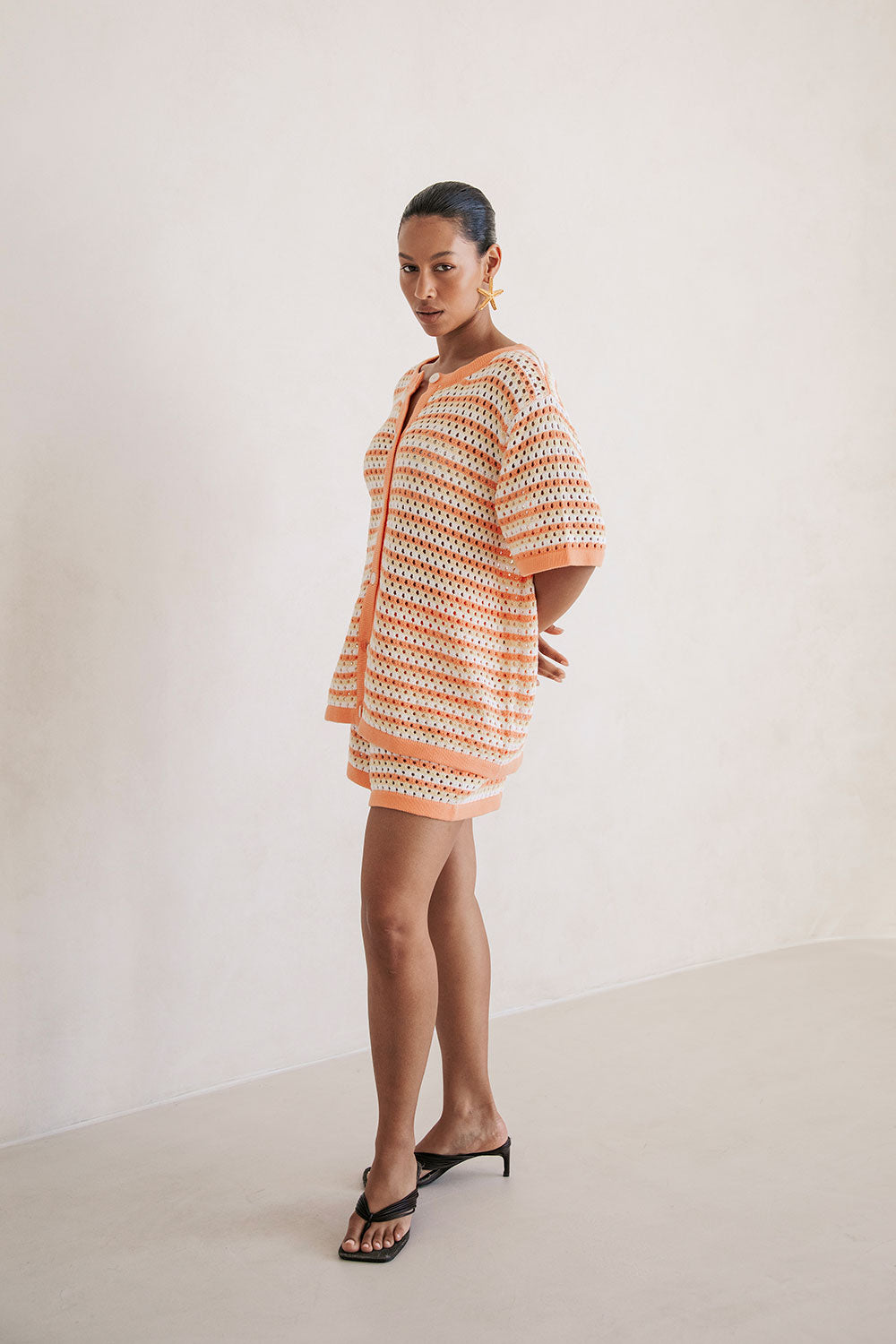 Stylish Orange Chantel Knit Top with Vintage Flair