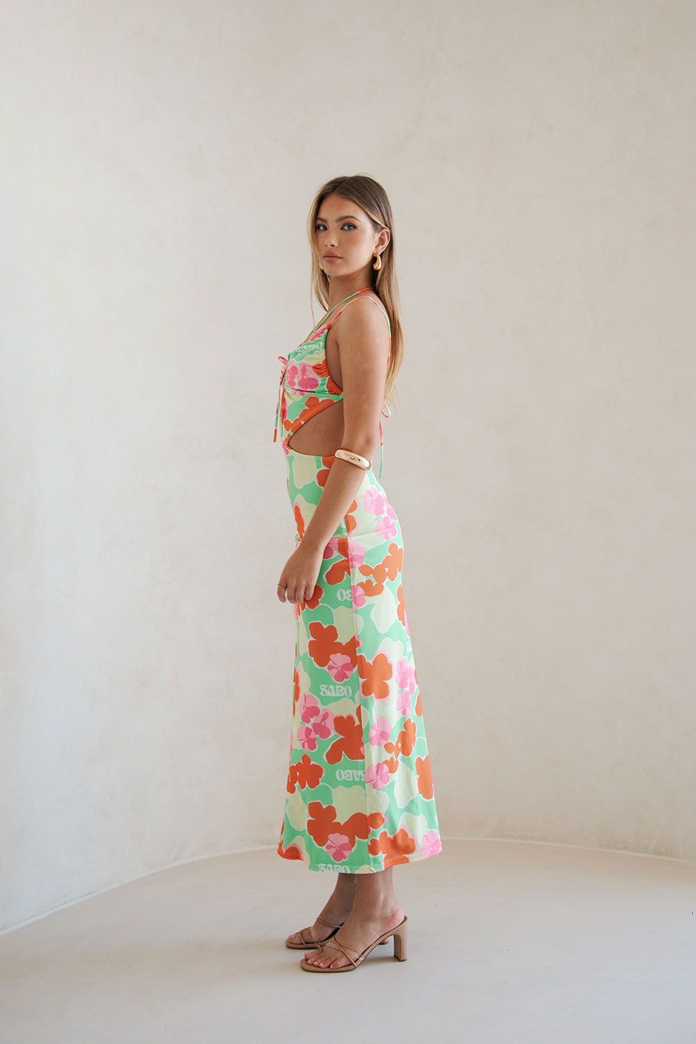 Summer-Inspired Backless Women's Misty Floral Mela Dress for Vacation