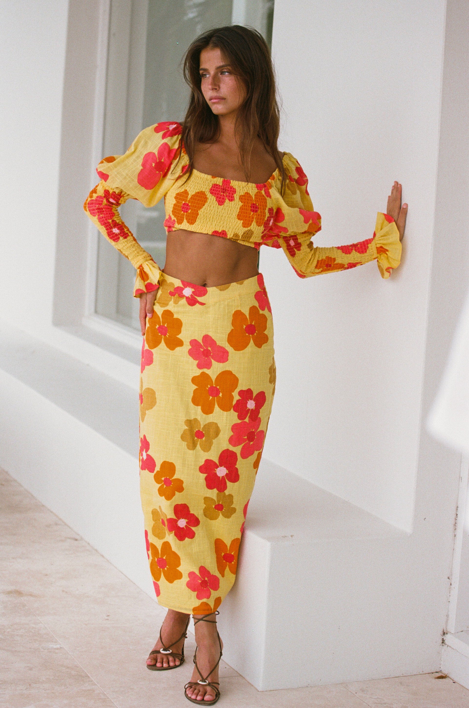 Exquisite Sabo-designed Serina Shirred Top with Romance Floral Print