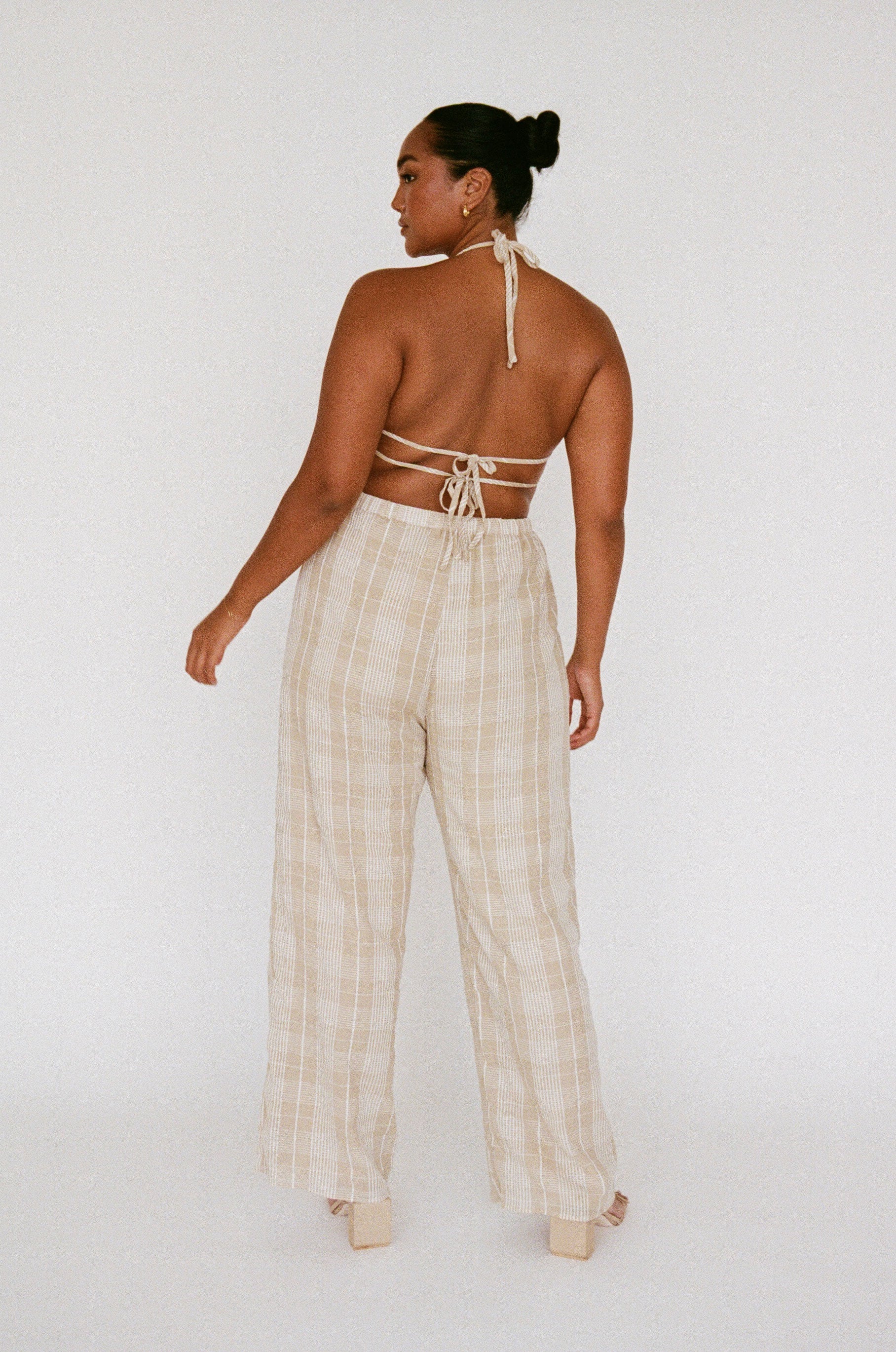 Unique Anley Frill Top - A Stylish Women's Fashion Sample