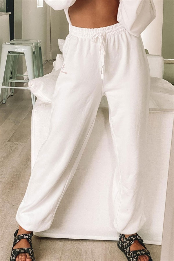 Unique Stay-at-Home Sweatpants with a Faint Mark