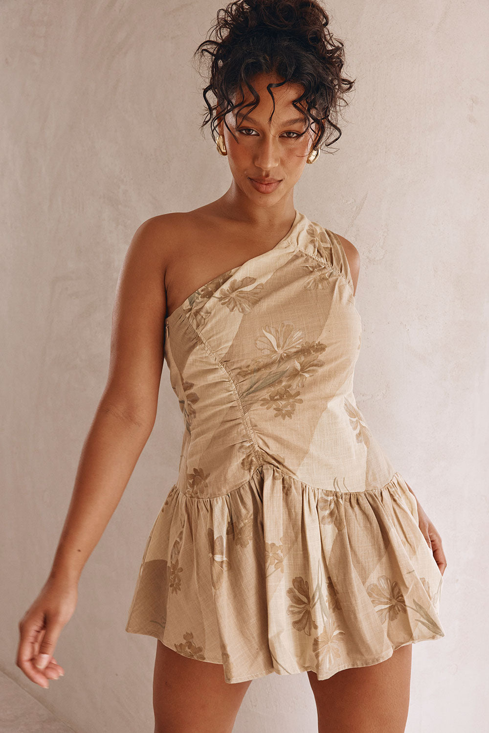 Unique Tawny Bloom Ellira Sample Dress for Exclusive Wear