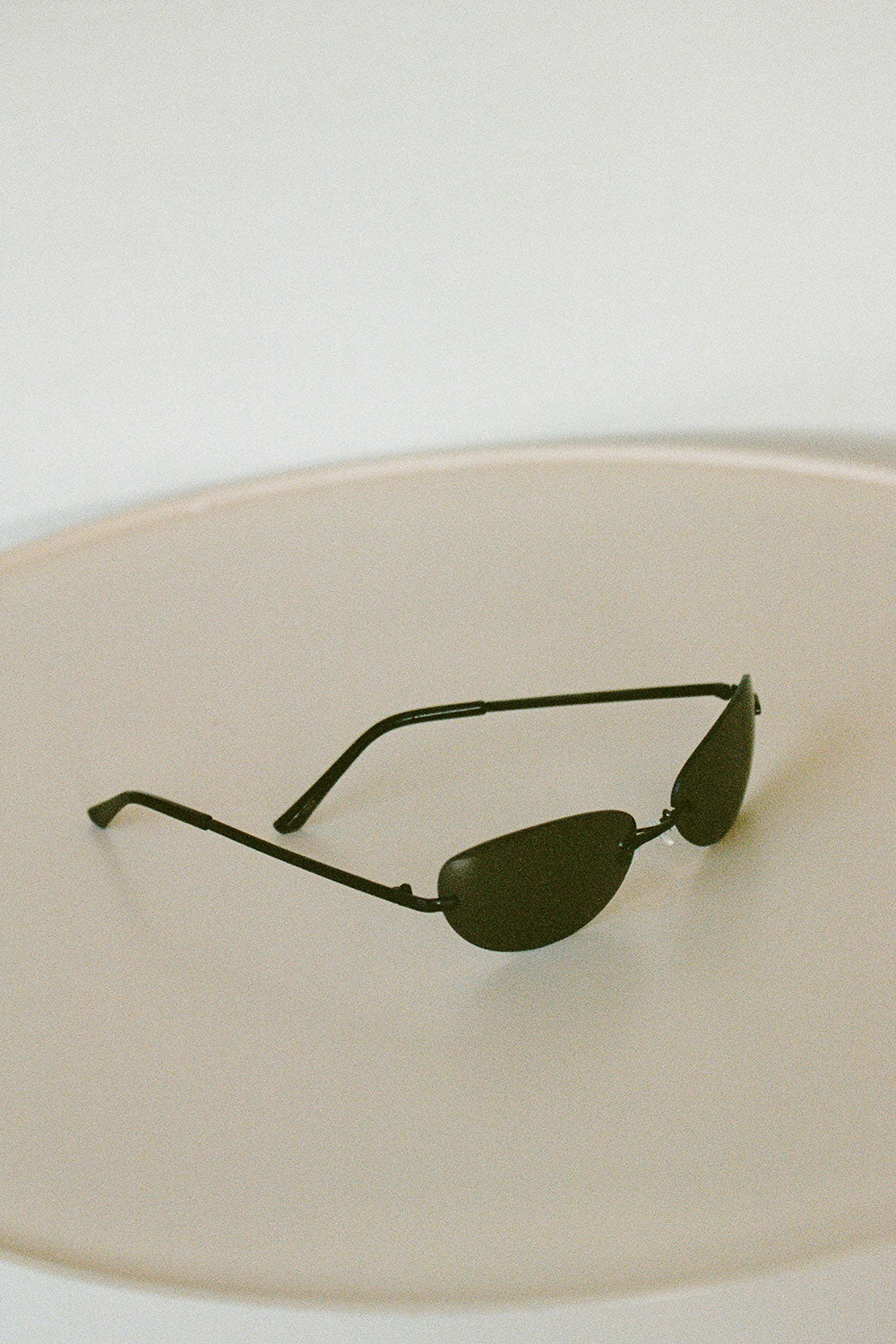 Stylish Hailey Brand Fashion Sunglasses with Trendy Look