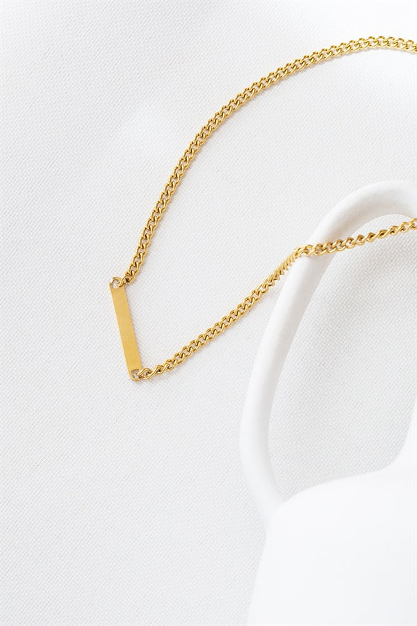 Stylish Gold-Toned ID Bar Link Chain Necklace for Fashion Lovers