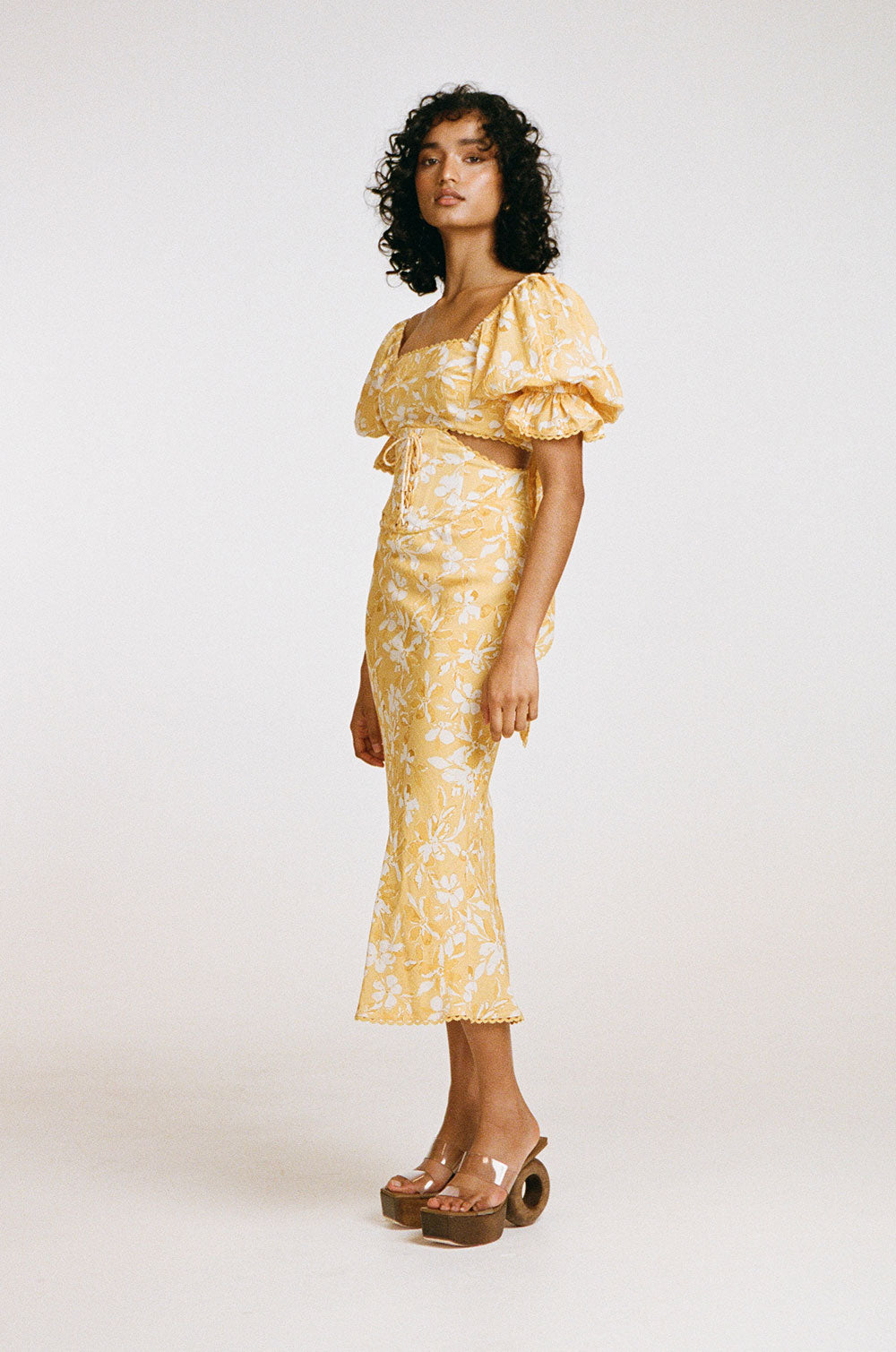 Luxurious Aurelie Floral Print Viscose Blend Marseille Midi Dress