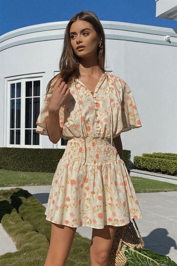 Exquisite Oria Floral Dress - Perfect XS Sample for Fashion Lovers