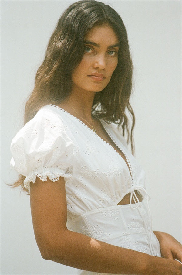 Vintage-Inspired Off-White Broderie Lynx Dress with Crochet Trim