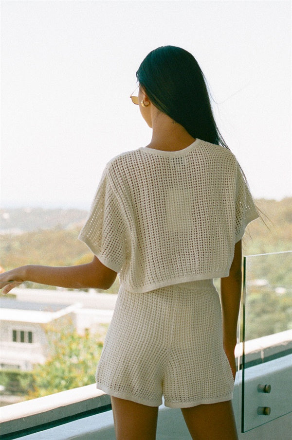 Vintage-Inspired Cream Loose Cotton Crochet Zemira Cropped Top