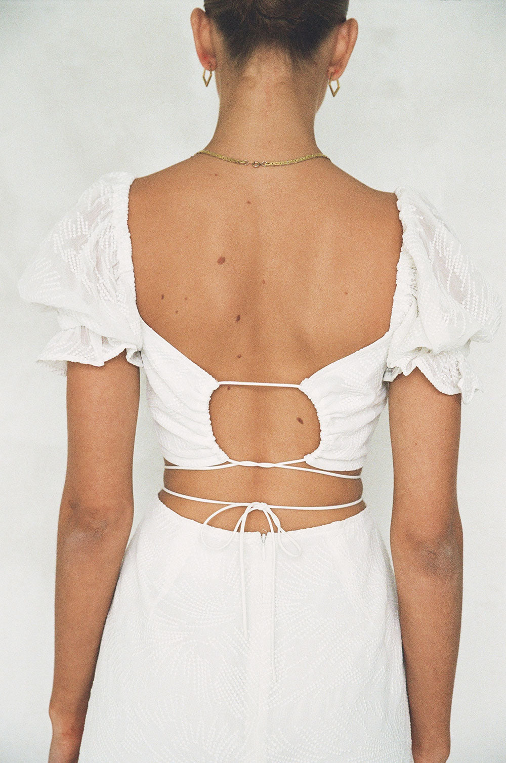 Exquisite Elisa White Embroidered Backless Bridal Dress