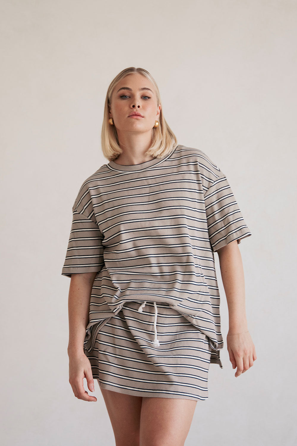 Charming Jeanie Mini Skirt for a Fashionable Look