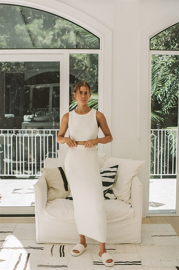 White Heather Knit Women's Skirt - A Stylish Sample Piece