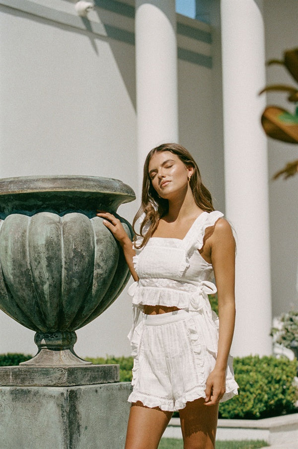 Unique Black-Threaded Sabo Nieve Top for Your Exclusive Wear