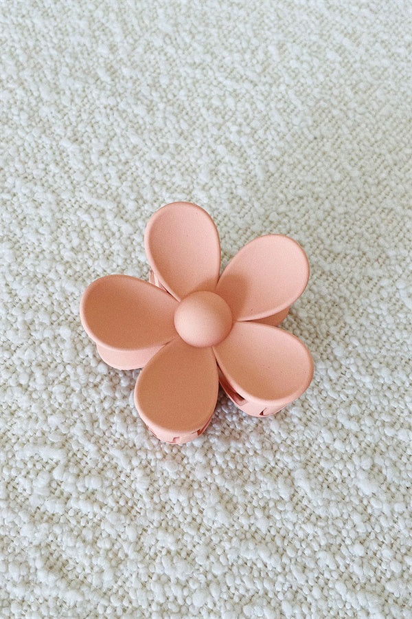 Clay-Toned Flower-Style Hair Accessory - Clay Claw Clip
