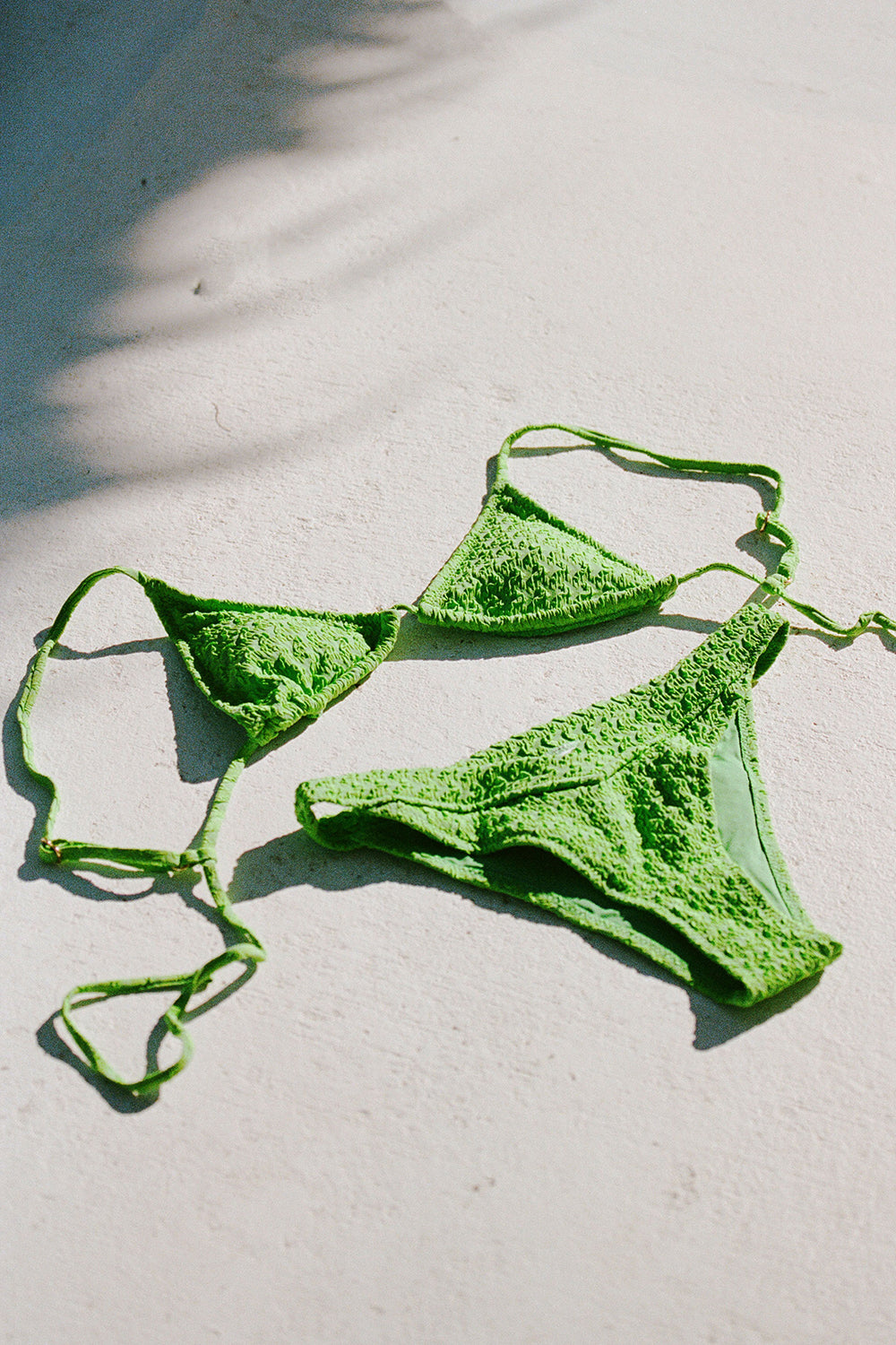 Sabo Exclusive Joni Adjustable Straps Micro Tri Top in Bold Green