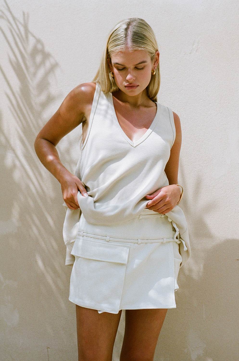 Cream-colored Luna Denim Skirt - A Stylish Women's Bottom