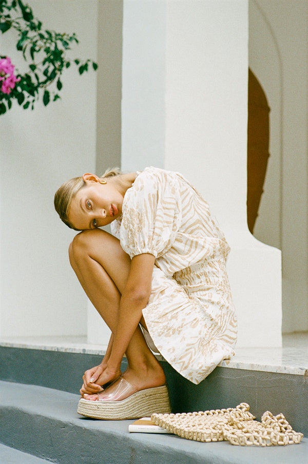 Exclusive XS Camari Linen Sample Dress for Your Unique Style