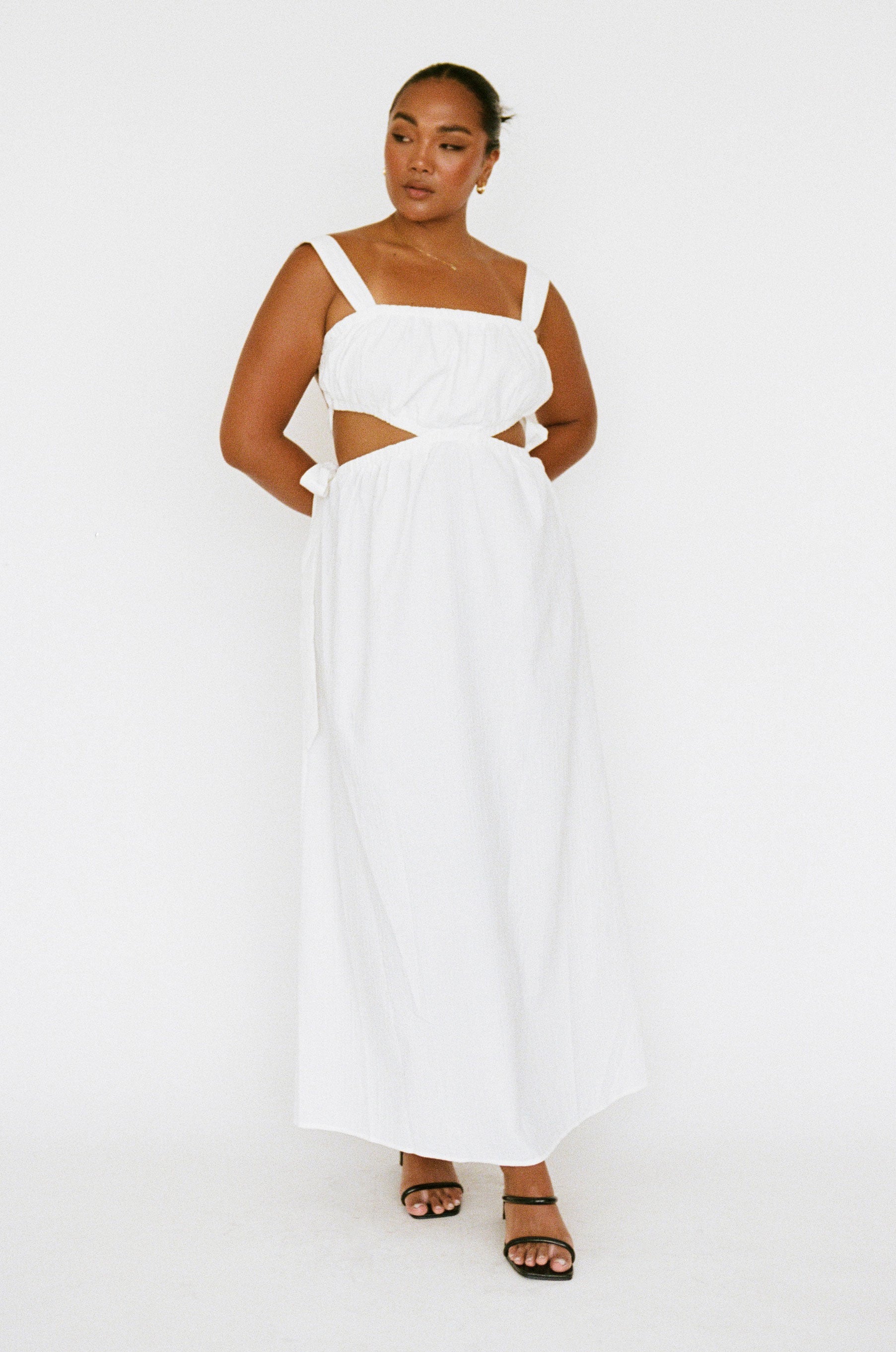 Exclusive Sabo-Designed White Lightweight Midi Akayla Dress