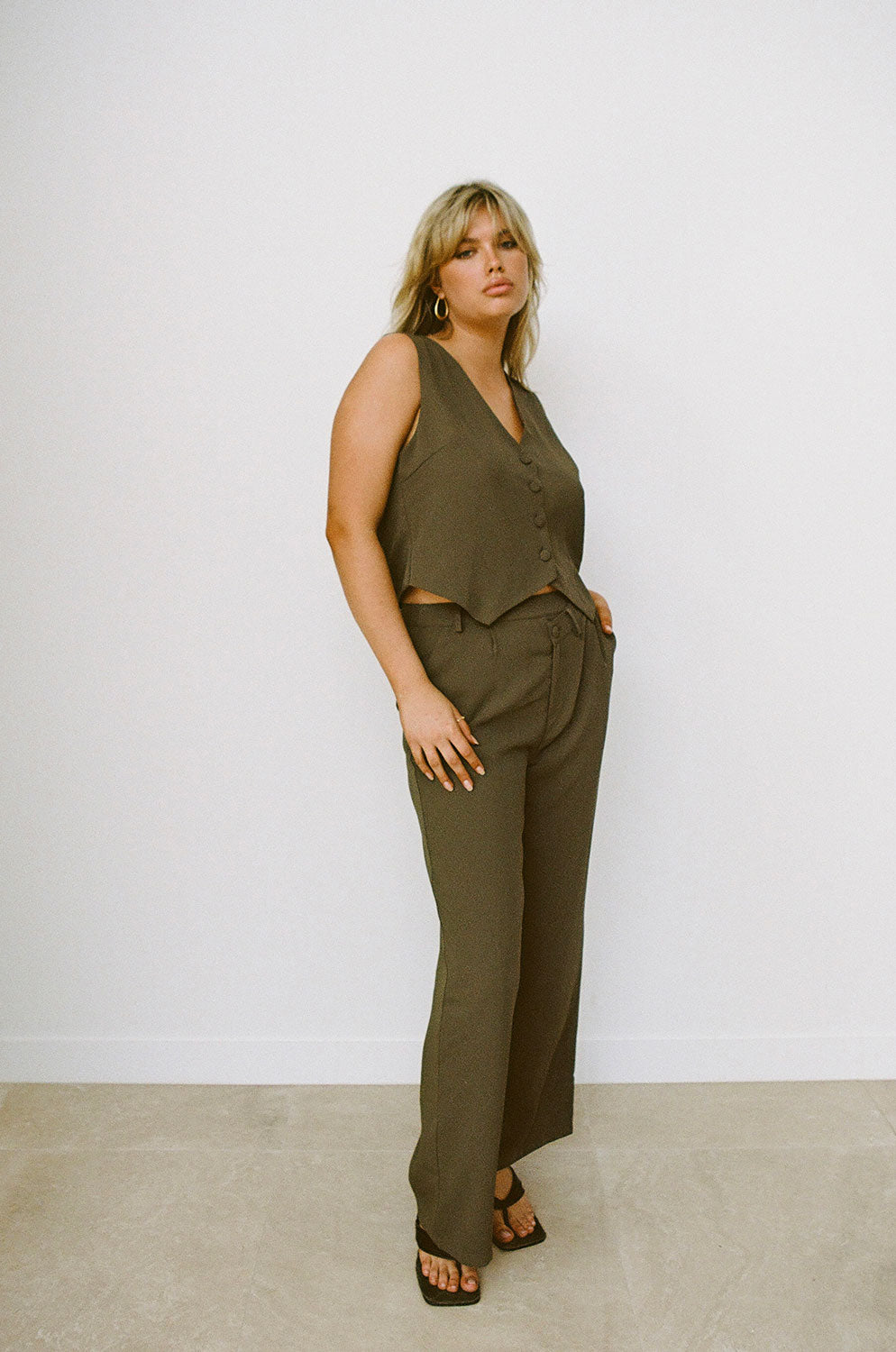 Chocolate - Colored Luxury Remi Suiting Pants for Fashionable Wear