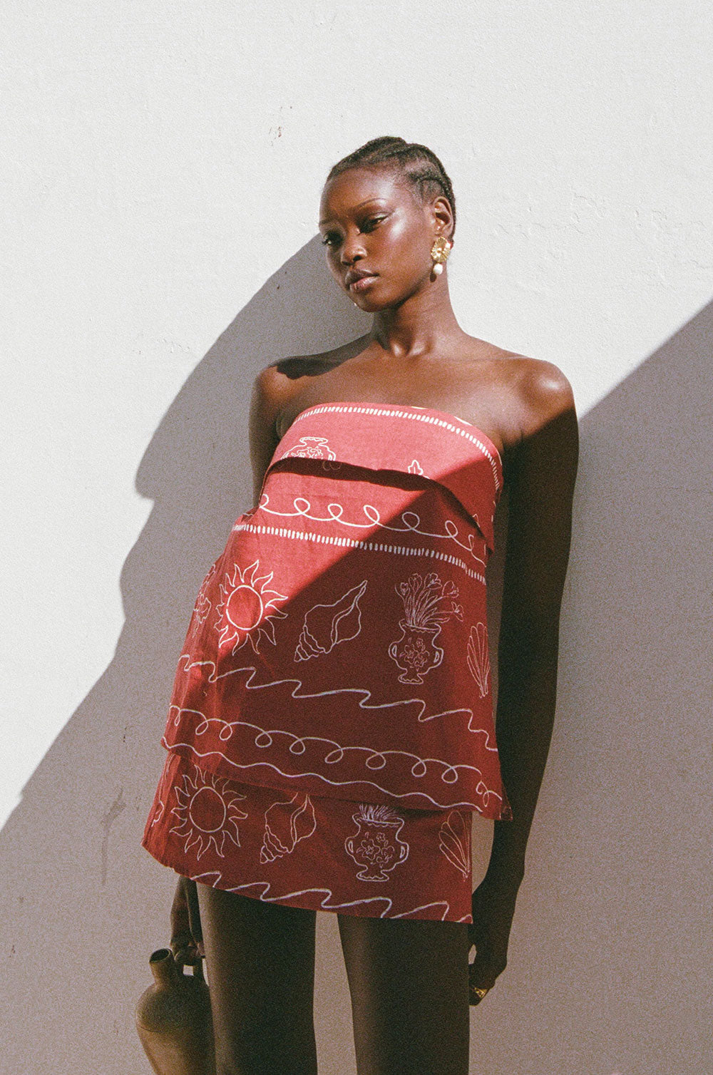Summer-Inspired Ria Peace Strapless Longline Boxy Top
