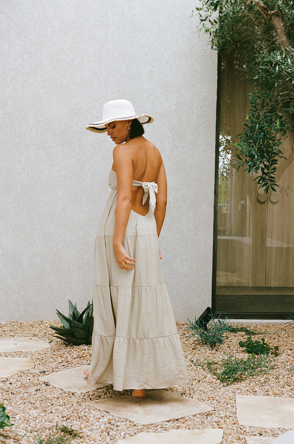 Exquisite Sariya Crepe-feel Strapless Babydoll Maxi Dress