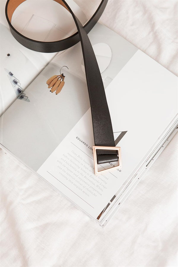 Stylish Black Vegan Leather Geo Belt with Asymmetric Gold - Toned Buckle