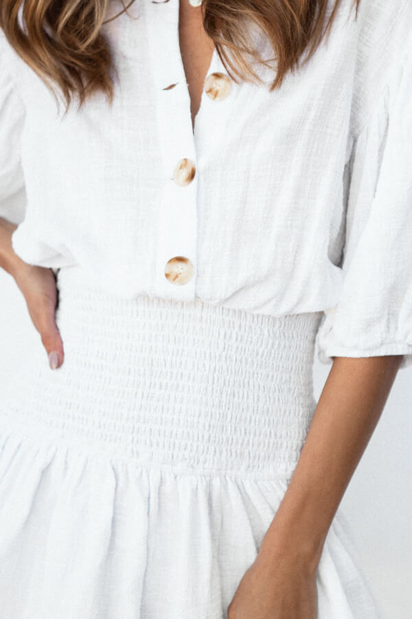 Unique Isle Sample Dress for Fashion Enthusiasts