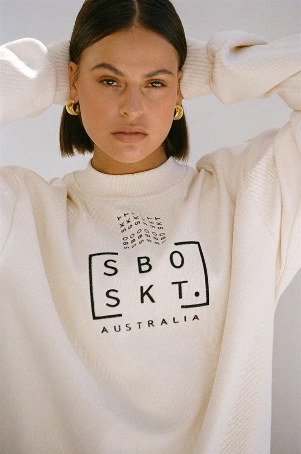 Unique Raffy Sweater - One - of - a - Kind Sample for Your Wardrobe