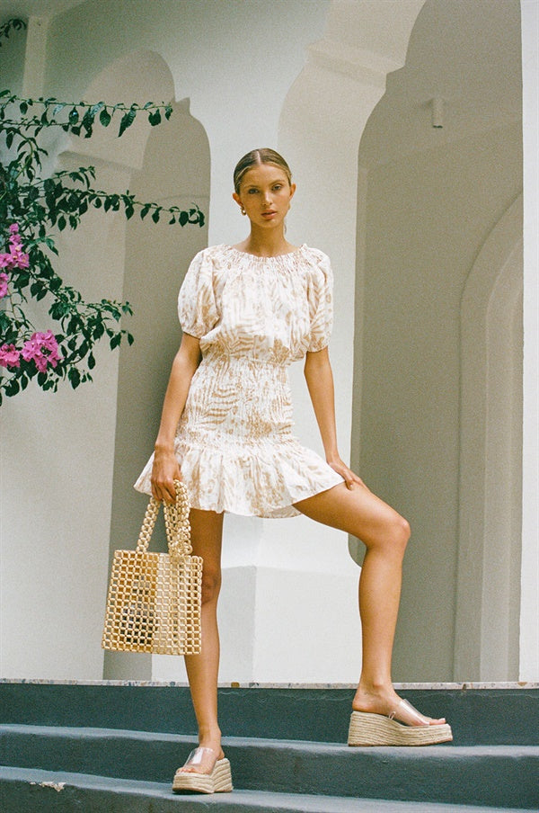Exclusive XS Camari Linen Sample Dress for Your Unique Style