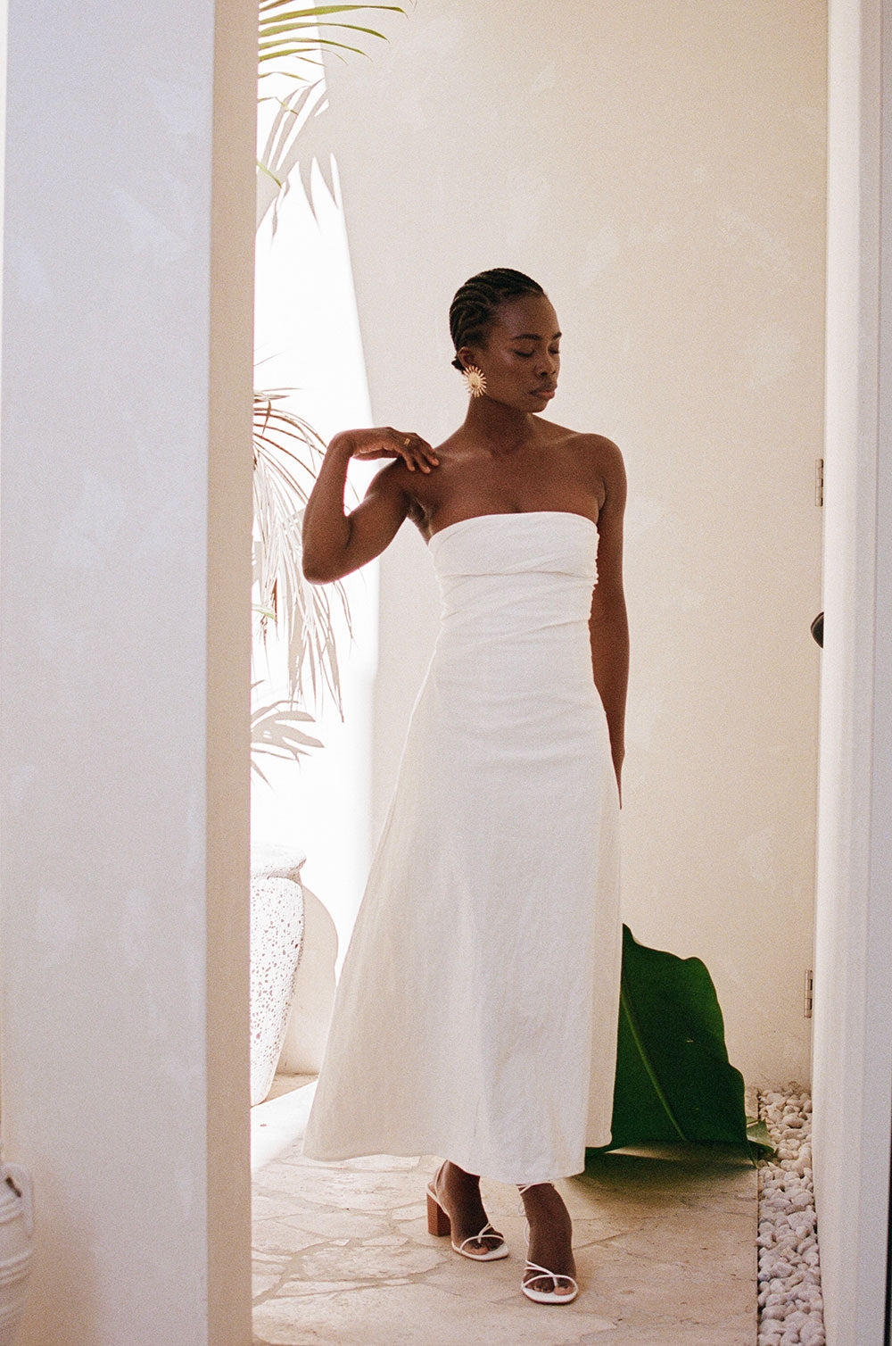 Unique White Estella Sample Dress - Perfect Size S