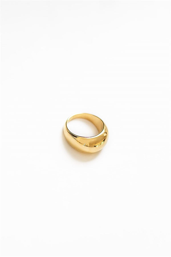 Stylish Gold-Toned Atria Statement Ring for Fashion Lovers